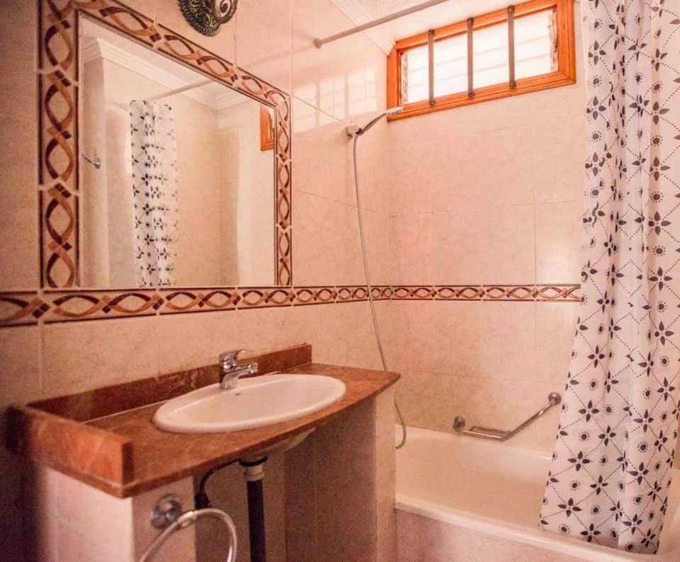 Apartment Avenida Puig Arona  Extérieur photo